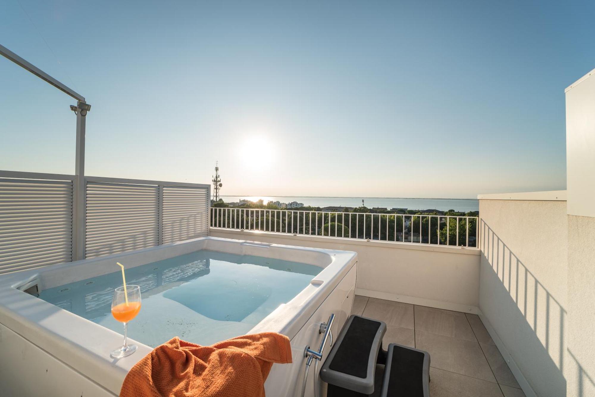 Appartamenti Torre Bianca Lignano Sabbiadoro Eksteriør billede